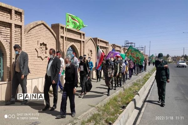 همایش پیاده‌روی مهدی یاوران در شهرستان بیرجند