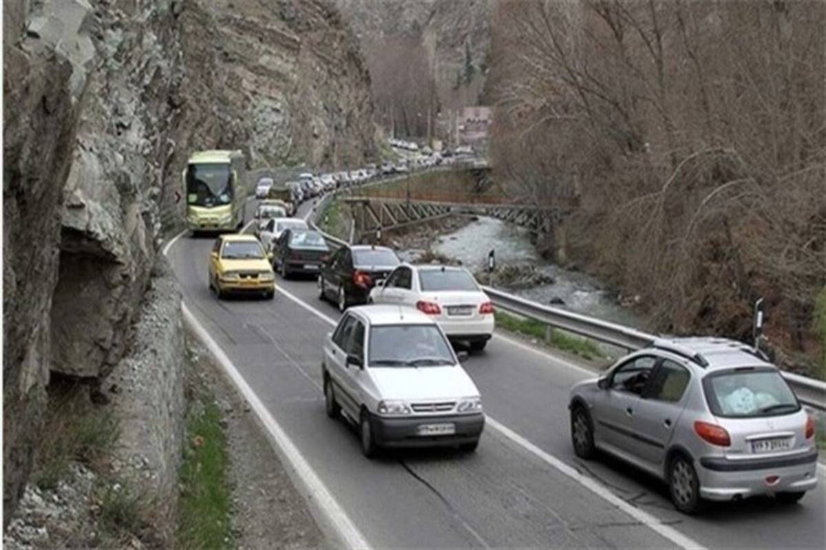 مسافران به جاده‌های هراز، چالوس و آزادراه تهران شمال نروند