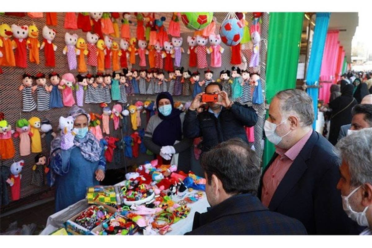 نمایشگاه سوغات و صنایع دستی نوروزی در قزوین گشایش یافت