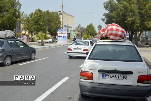 گردشگران نوروزی در سواحل زیبای بوشهر