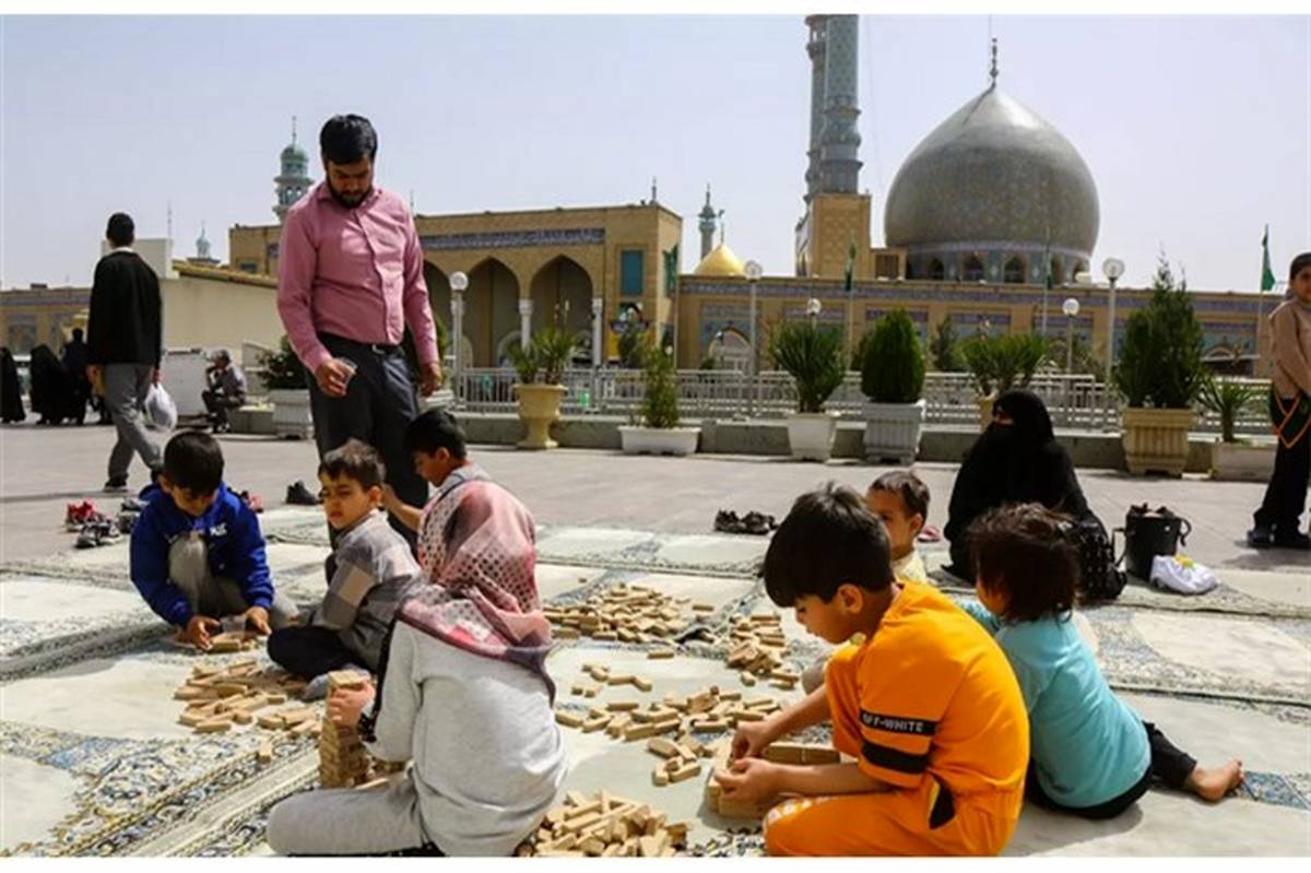 برنامه فرهنگی «یک روز خوب، یک حس خوب» ویژه نوجوانان در حرم حضرت معصومه(س)