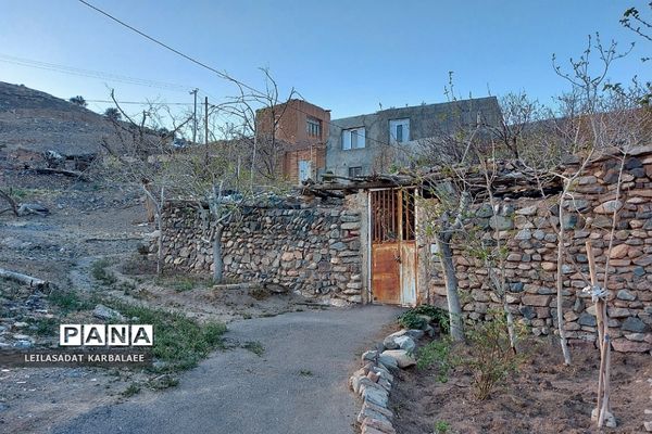 طبیعت زیبای روستاهای هومبر و دوک
