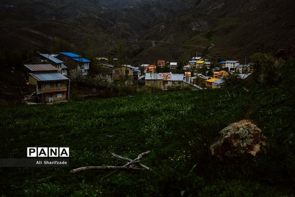 طبیعت زیبای منطقه کوهستانی البرز مرکزی