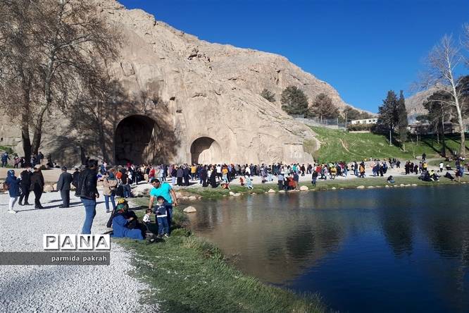 طاق بستان کرمانشاه در نوروز 1401