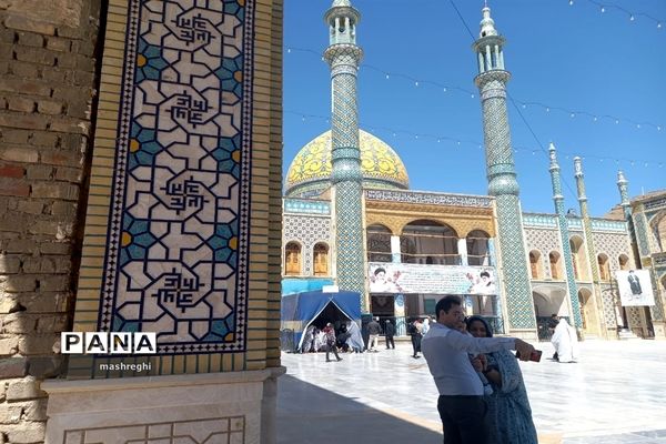 مشهد اردهال روستایی در غرب کاشان