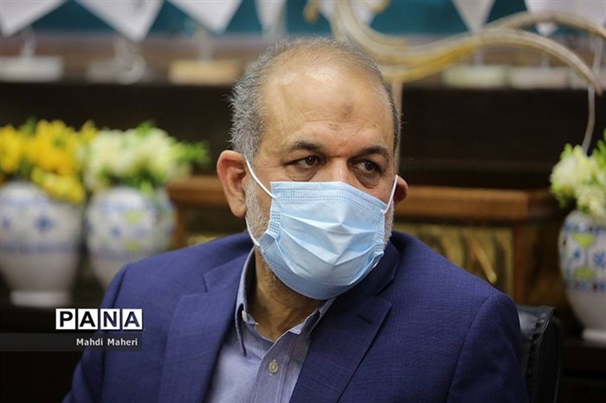 وزیر کشور: با خاطیان ورزشگاه مشهد برخورد جدی می‌شود