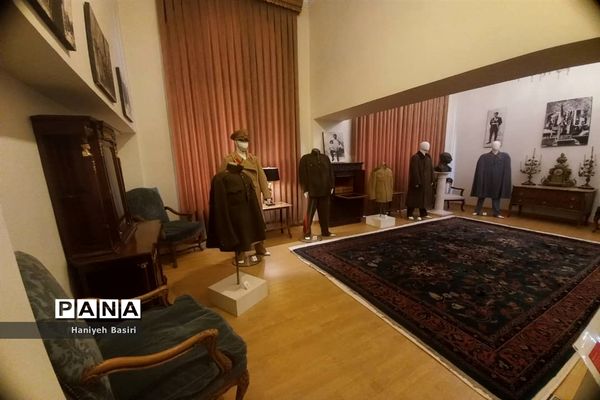 موزه پوشاک سلطنتی کاخ سعدآباد تهران