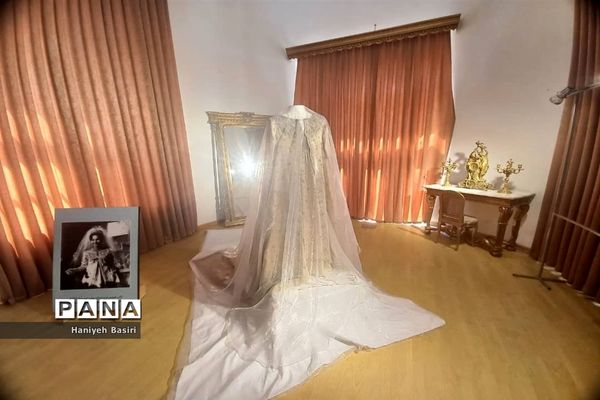 موزه پوشاک سلطنتی کاخ سعدآباد تهران