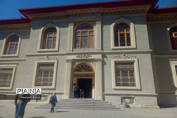 موزه پوشاک سلطنتی کاخ سعدآباد تهران