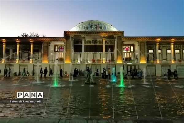 ایجاد ایستگاه‌های تذکر لسانی در اماکن توریستی شیراز