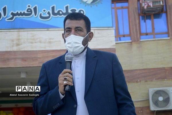 بازگشت به آموزش حضوری در دبستان شهید باهنر دوره اول و دوم شهرستان بوشهر