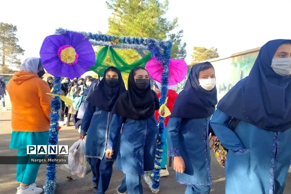 بازگشت دوباره طنین کودکانه دانش‌آموزان در حیاط‌ مدارس