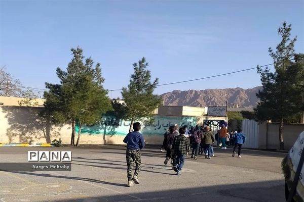 بازگشت دوباره طنین کودکانه دانش‌آموزان در حیاط‌ مدارس