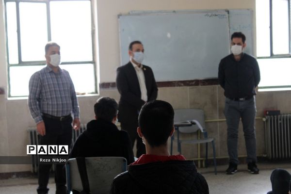 استقبال بی‌نظیر دانش‌آموزان بهارستانی از بازگشایی حضوری مدارس