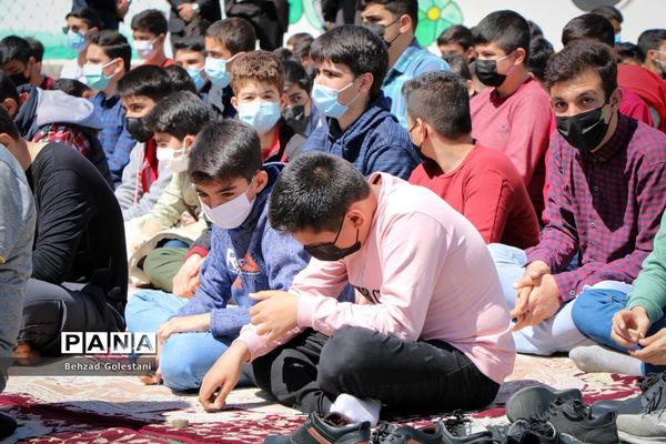 آئین زنگ نماز در مدارس آذربایجان غربی