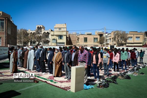 آئین زنگ نماز در مدارس آذربایجان غربی