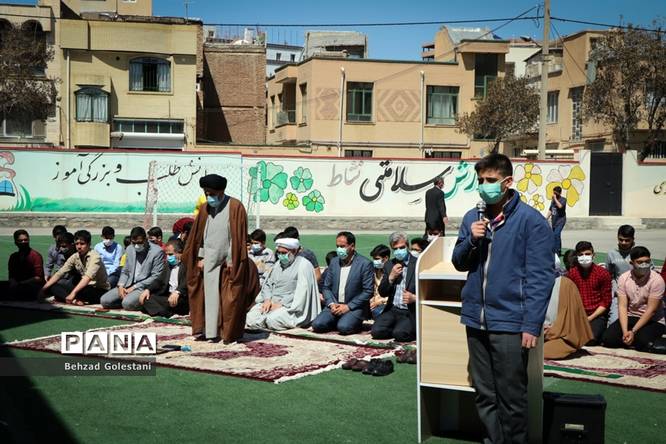 آئین زنگ نماز در مدارس آذربایجان غربی