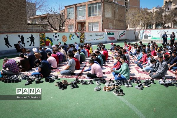 آئین زنگ نماز در مدارس آذربایجان غربی