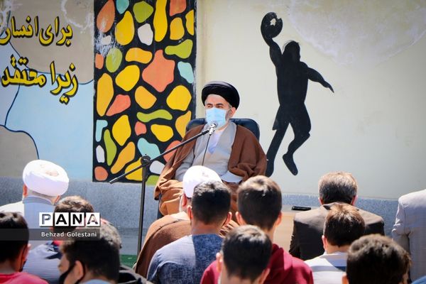 آئین زنگ نماز در مدارس آذربایجان غربی