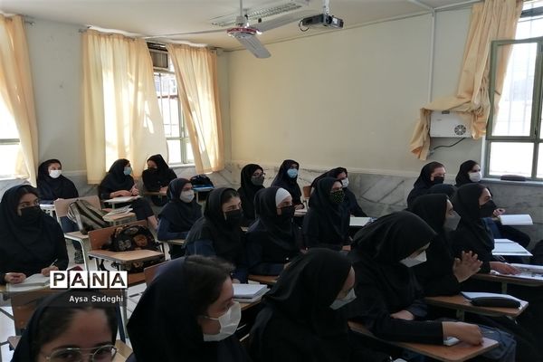 حال و هوای مدارس شیراز در سومین روز از حضوری‌شدن مدارس