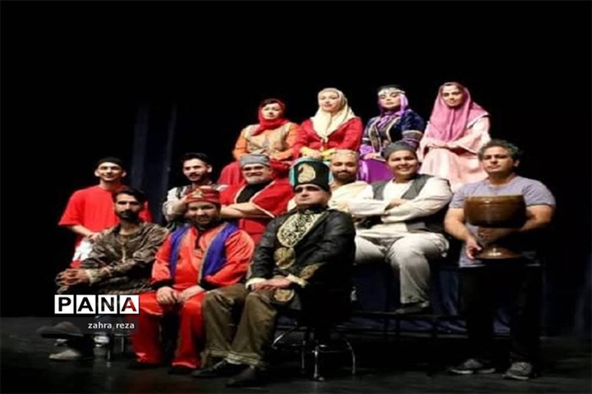 نمایش کمدی شهرآشوب در ورامین