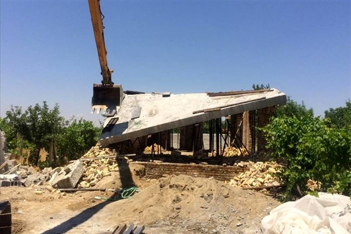 قلع و قمع ساخت و ساز غیرمجاز در اراضی کشاورزی ارومیه