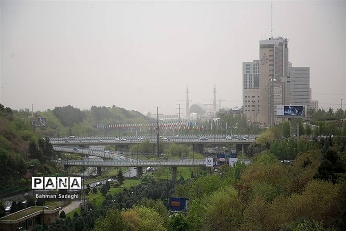 ۱۹ ایستگاه سنجش کیفیت هوای تهران در وضعیت قرمز