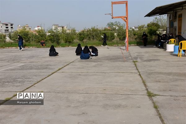 اجرای طرح مطالعه صبحگاهی در دبیرستان سمیه بهنمیر