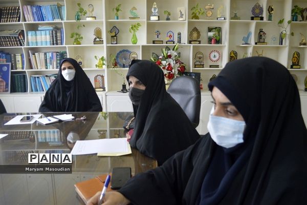 جلسه میز خدمت منطقه آموزش و پرورش دلوار با معاونت پرورشی و فرهنگی