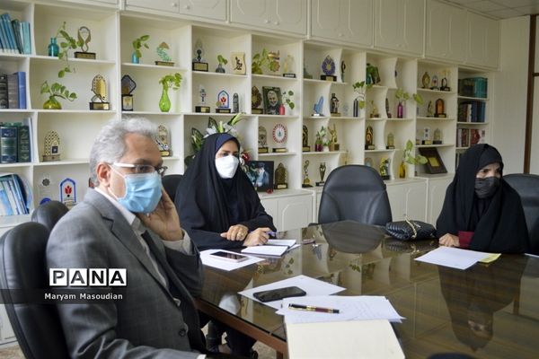 جلسه میز خدمت منطقه آموزش و پرورش دلوار با معاونت پرورشی و فرهنگی