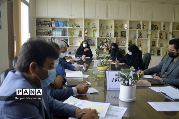 جلسه میز خدمت منطقه آموزش و پرورش دلوار با معاونت پرورشی و فرهنگی