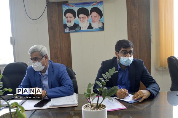 جلسه میز خدمت منطقه آموزش و پرورش دلوار با معاونت پرورشی و فرهنگی