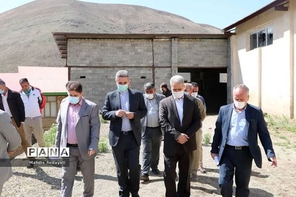 بازدید فرماندار شهرستان دماوند از پروژه مجموعه ورزشی روستای سادات محله در رودهن