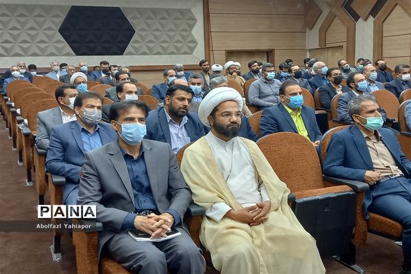 آیین تکریم و معارفه مدیر آموزش و پرورش شهرستان کاشمر