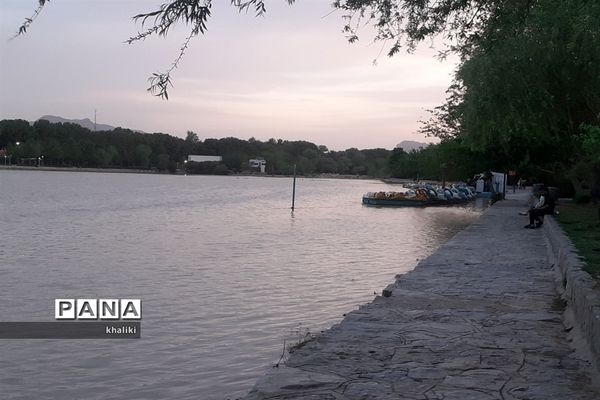 جاری‌شدن آب در زاینده رود