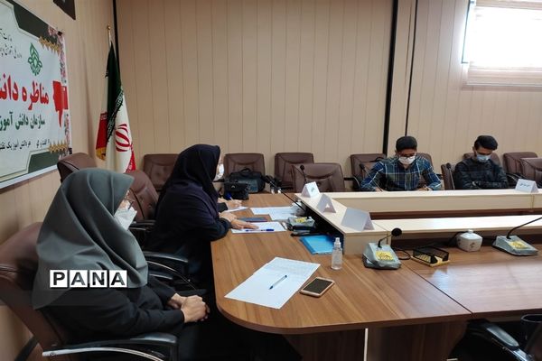 برگزاری مسابقات مناظره دانش‌آموزی در البرز