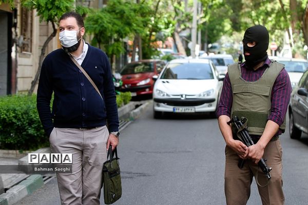 بازسازی صحنه درگیری سارقان مسلح با ماموران کلانتری ۱۰۳ گاندی