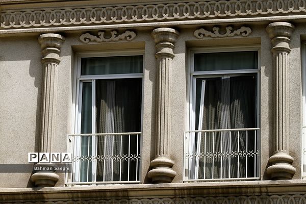 بازسازی صحنه درگیری سارقان مسلح با ماموران کلانتری ۱۰۳ گاندی