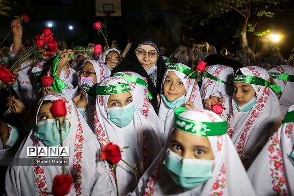 جشن روزه اولی‌ها در مدرسه ایران منطقه ۱۲