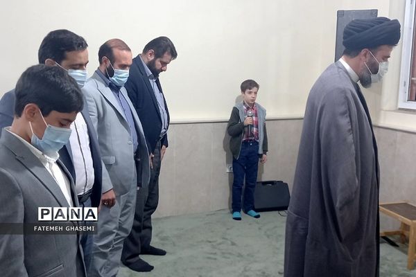 ضیافت افطاری و نشست صمیمی جمعی از نخبگان با امام جمعه شهرستان پردیس