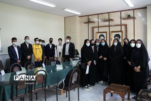 برگزاری اولین نشست هیات رئیسه یازدهمین دوره مجلس دانش‌آموزی در شهرکرد