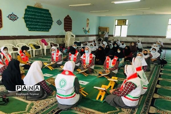 محفل انس با قرآن، دانش‌آموزان پیشتاز دبستان دخترانه فردوسی شهرستان بوشهر