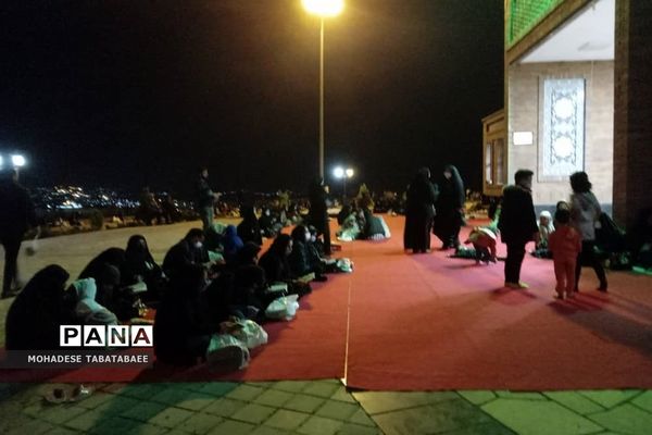 مراسم شب قدر در تپه نورالشهدا شهرستان پردیس