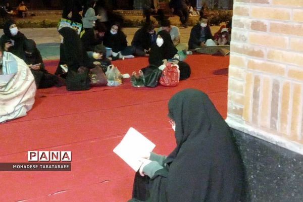 مراسم شب قدر در تپه نورالشهدا شهرستان پردیس