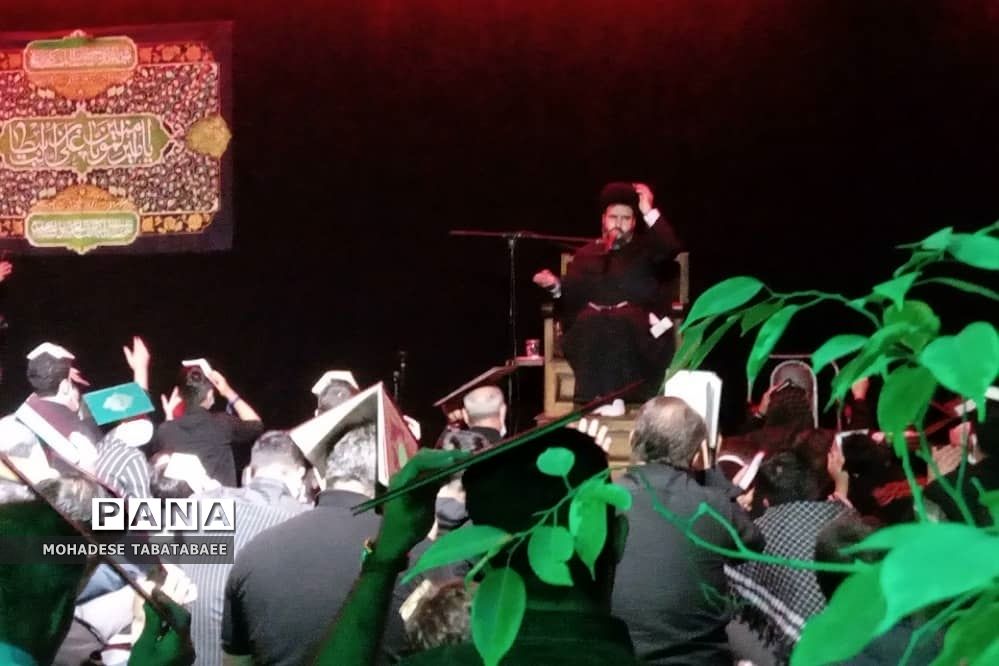 مراسم شب قدر در تپه نورالشهدا شهرستان پردیس