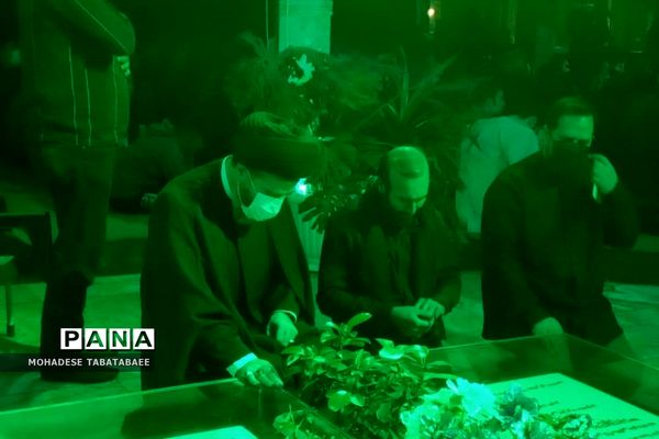 مراسم شب قدر در تپه نورالشهدا شهرستان پردیس