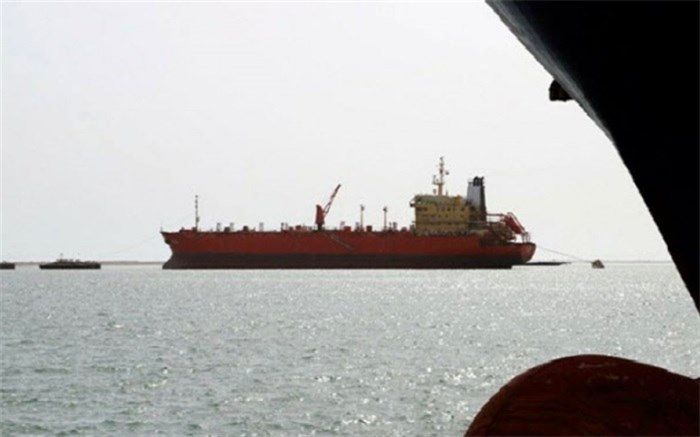 توقیف کشتی خارجی حامل سوخت قاچاق در خلیج فارس