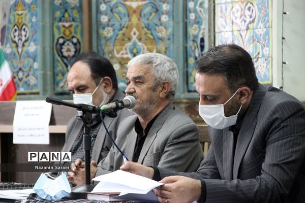 جلسه ستاد اقامه نماز و هماهنگی راهپیمایی روز جهانی قدس در آموزش و پرورش اسلامشهر