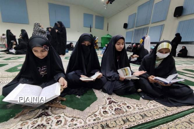 حضور دانشآموزان شهرستان مارگون در محافل معنوی شب قدر