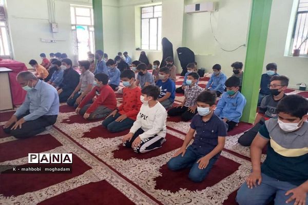 محفل انس با قرآن در دبستان حافظ بوشهر